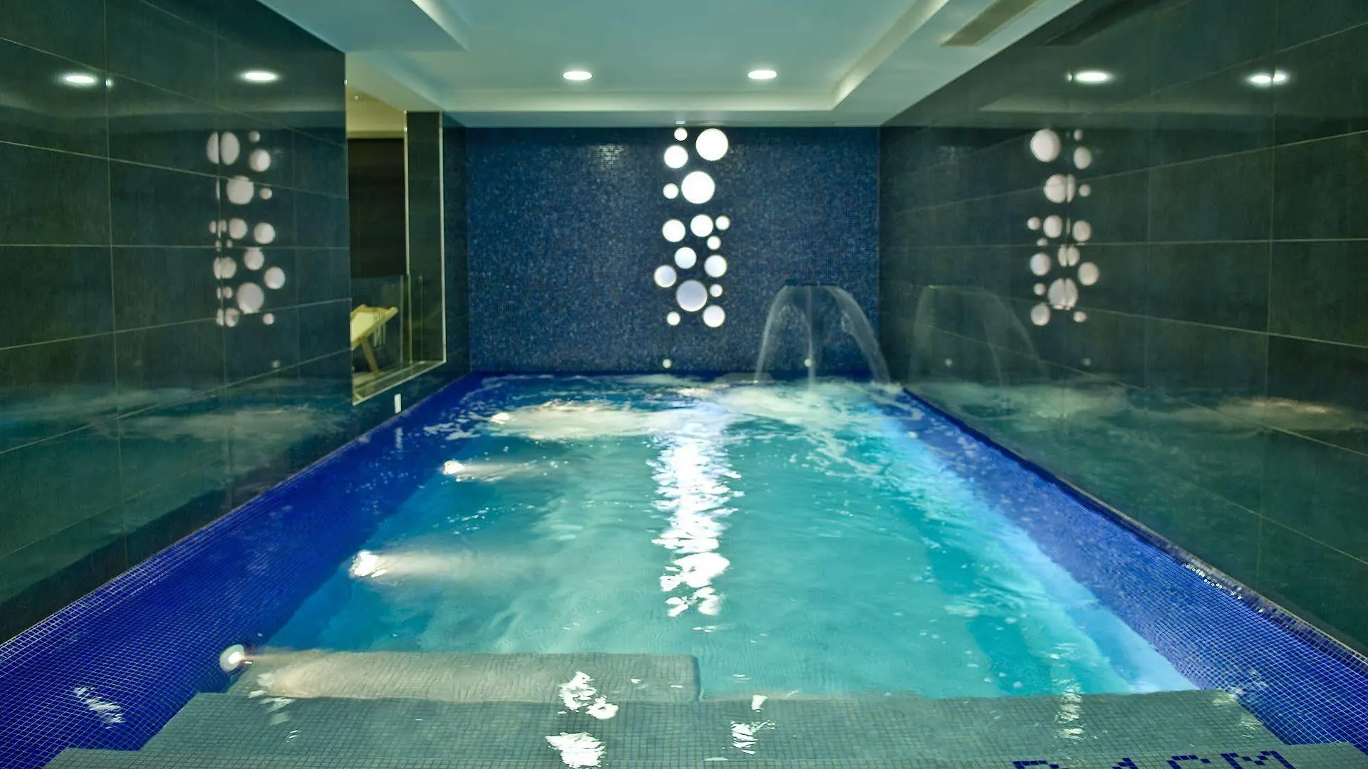Hotel In Biograd Na Moru 4*,