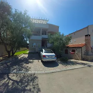 Stipe Biograd Na Moru